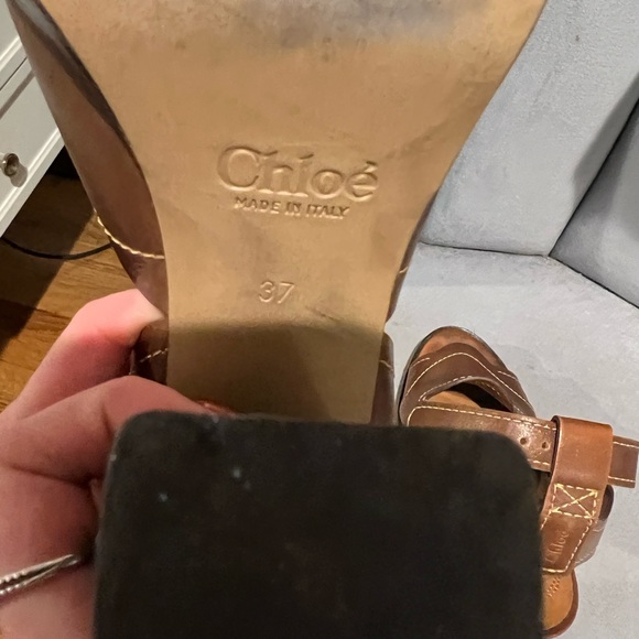 CHLOÉ
Topstitched leather sandals size 37 (US 7, 7.5) - Picture 9 of 11